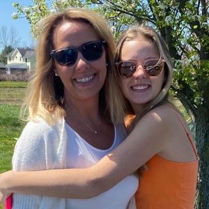 Meet your Posher, Cindy